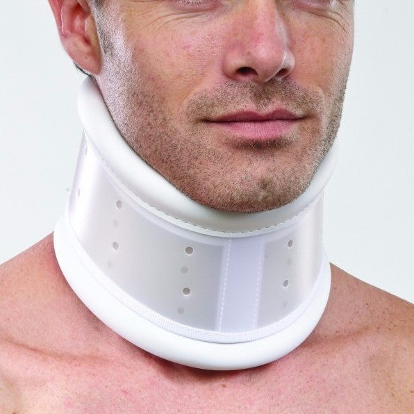 Collier cervical C3 rigide